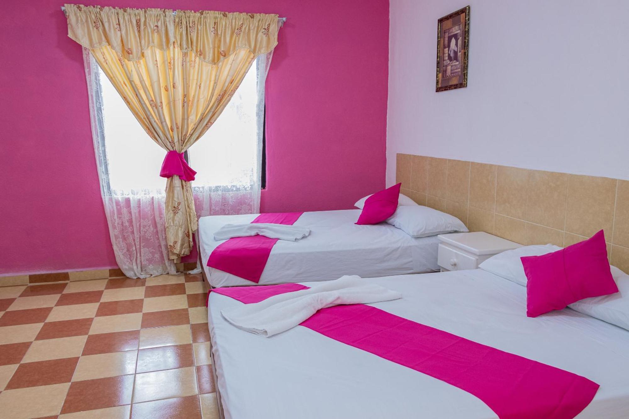 Oyo Hotel Marias,Aeropuerto Internacional De Chetumal Exterior photo