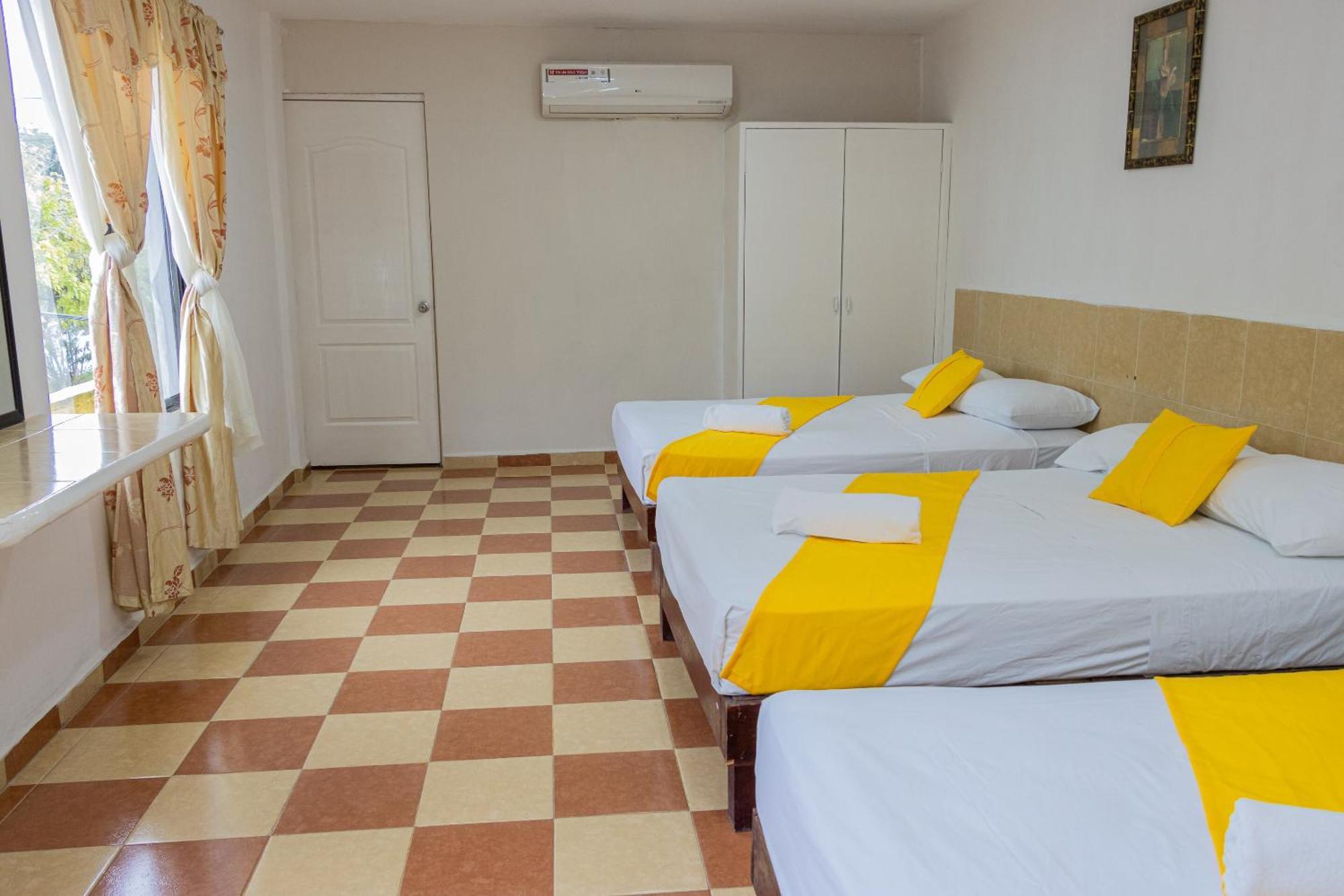 Oyo Hotel Marias,Aeropuerto Internacional De Chetumal Exterior photo